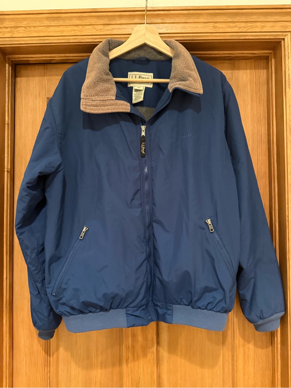 Vintage L.L. Bean Men's Blue Bomber Jacket with Tan Fleece Collar